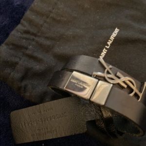 YSL OPYUM BRACELET IN SMOOTH LEATHER AND METAL